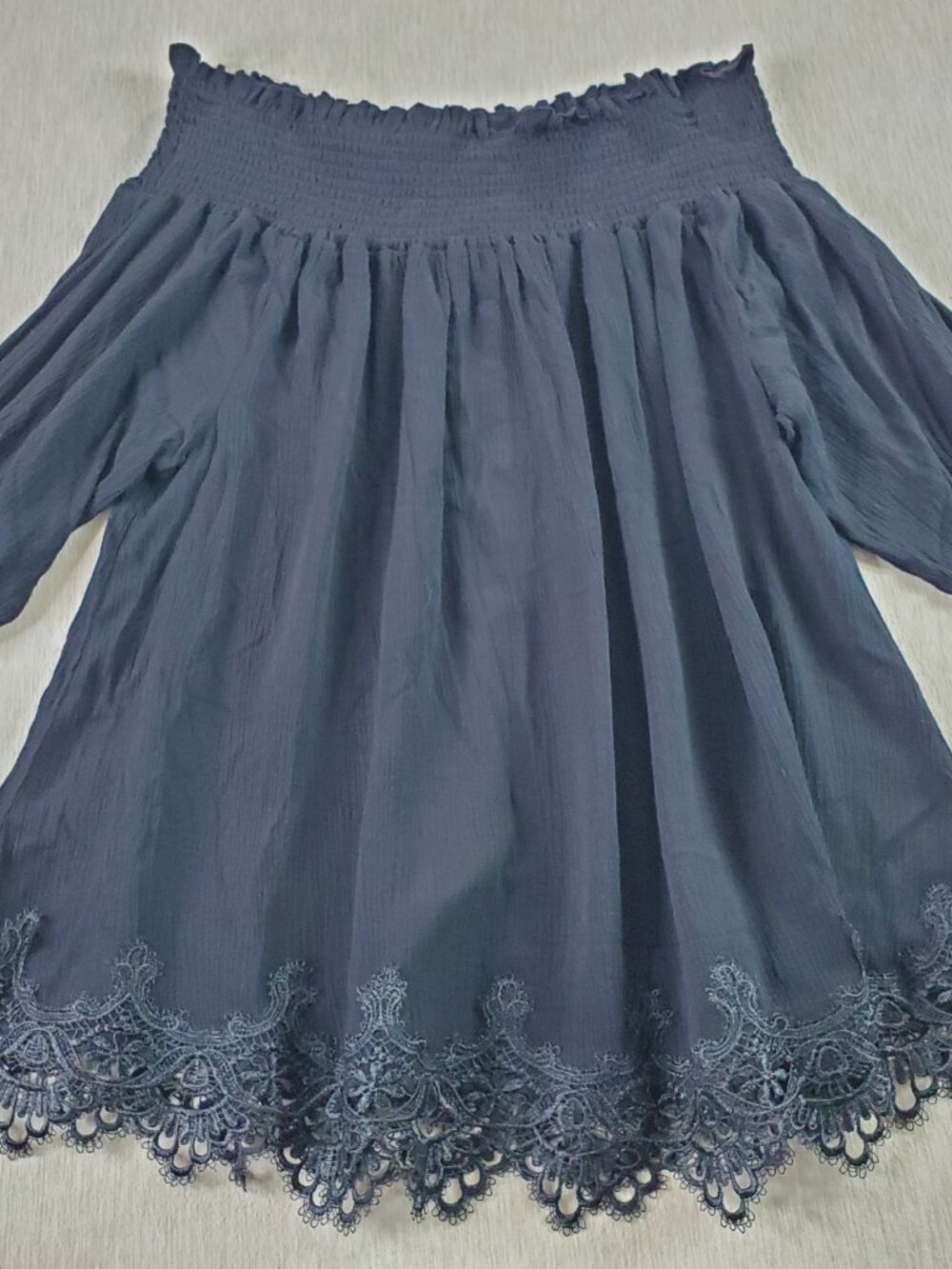 Wild Majesty Boho Top Womens Large Elastic Off Shoulder Black Smocking Lace Trim